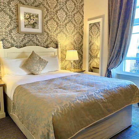 Baggot Court Townhouse Hotel ดับลิน ภายนอก รูปภาพ