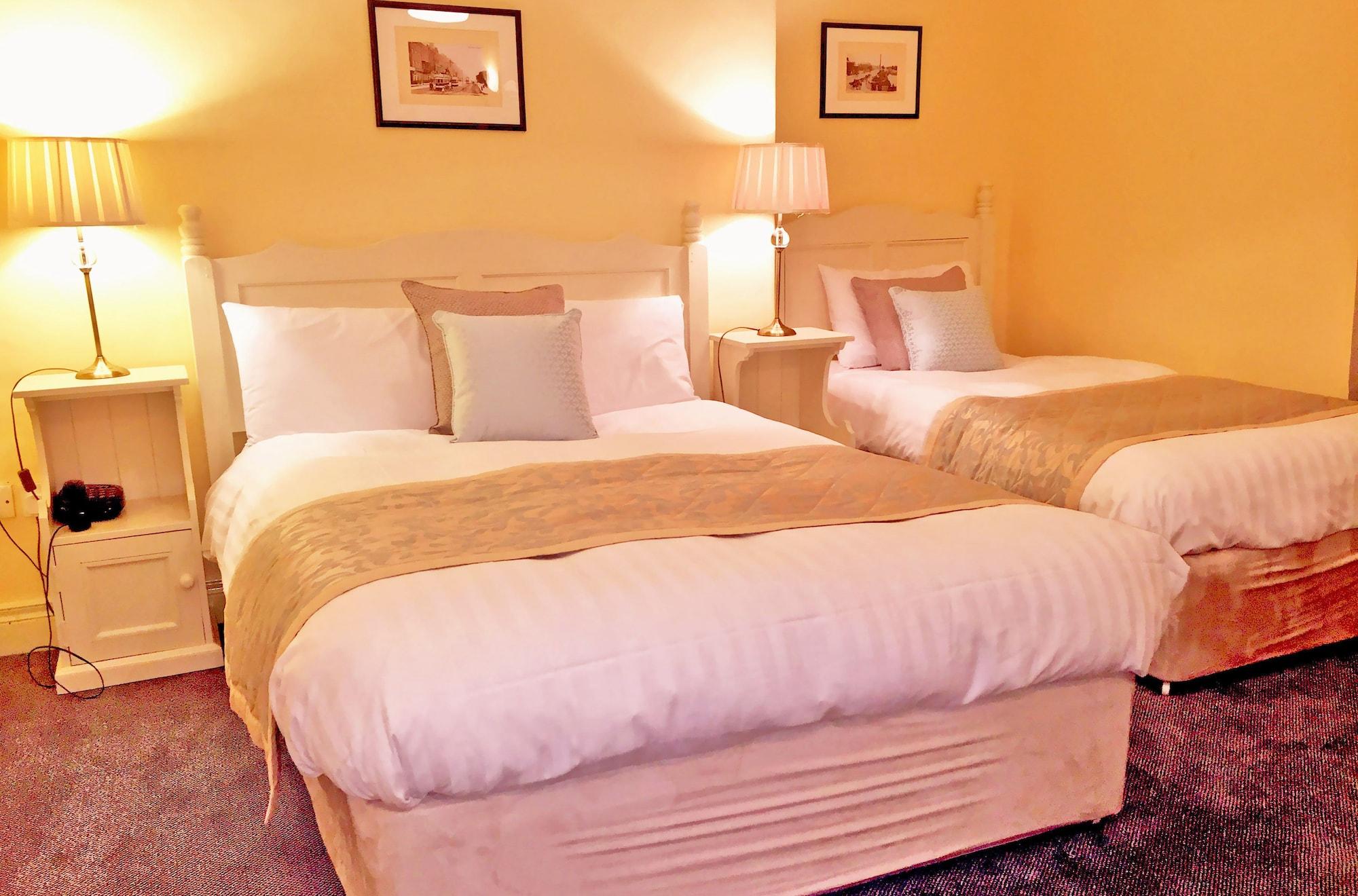 Baggot Court Townhouse Hotel ดับลิน ภายนอก รูปภาพ