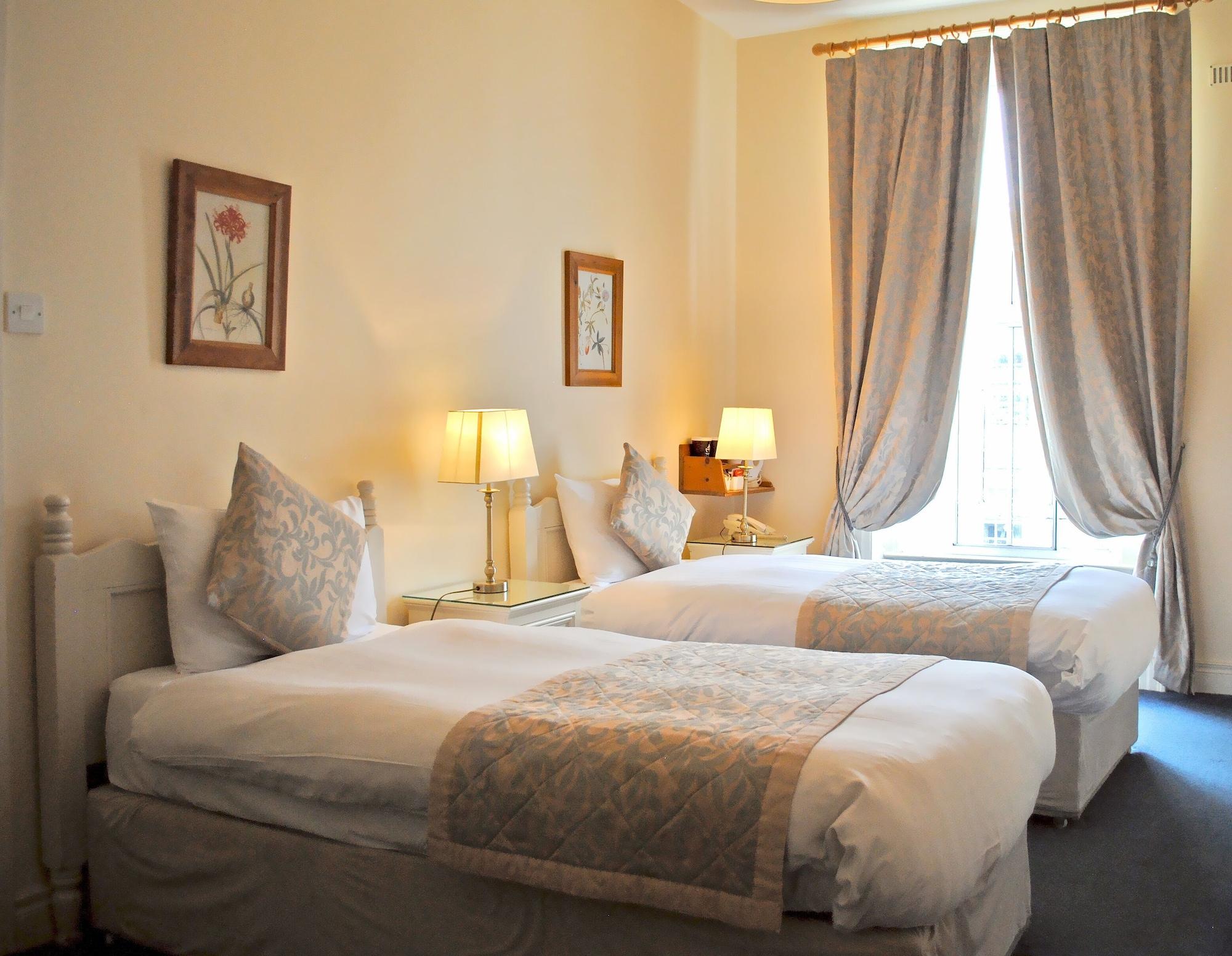 Baggot Court Townhouse Hotel ดับลิน ภายนอก รูปภาพ
