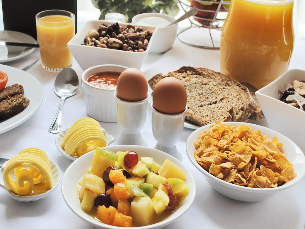 Baggot Court Townhouse Hotel ดับลิน ภายนอก รูปภาพ