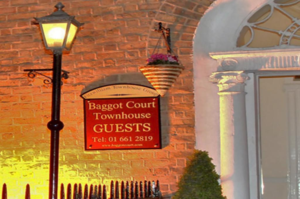 Baggot Court Townhouse Hotel ดับลิน ภายนอก รูปภาพ