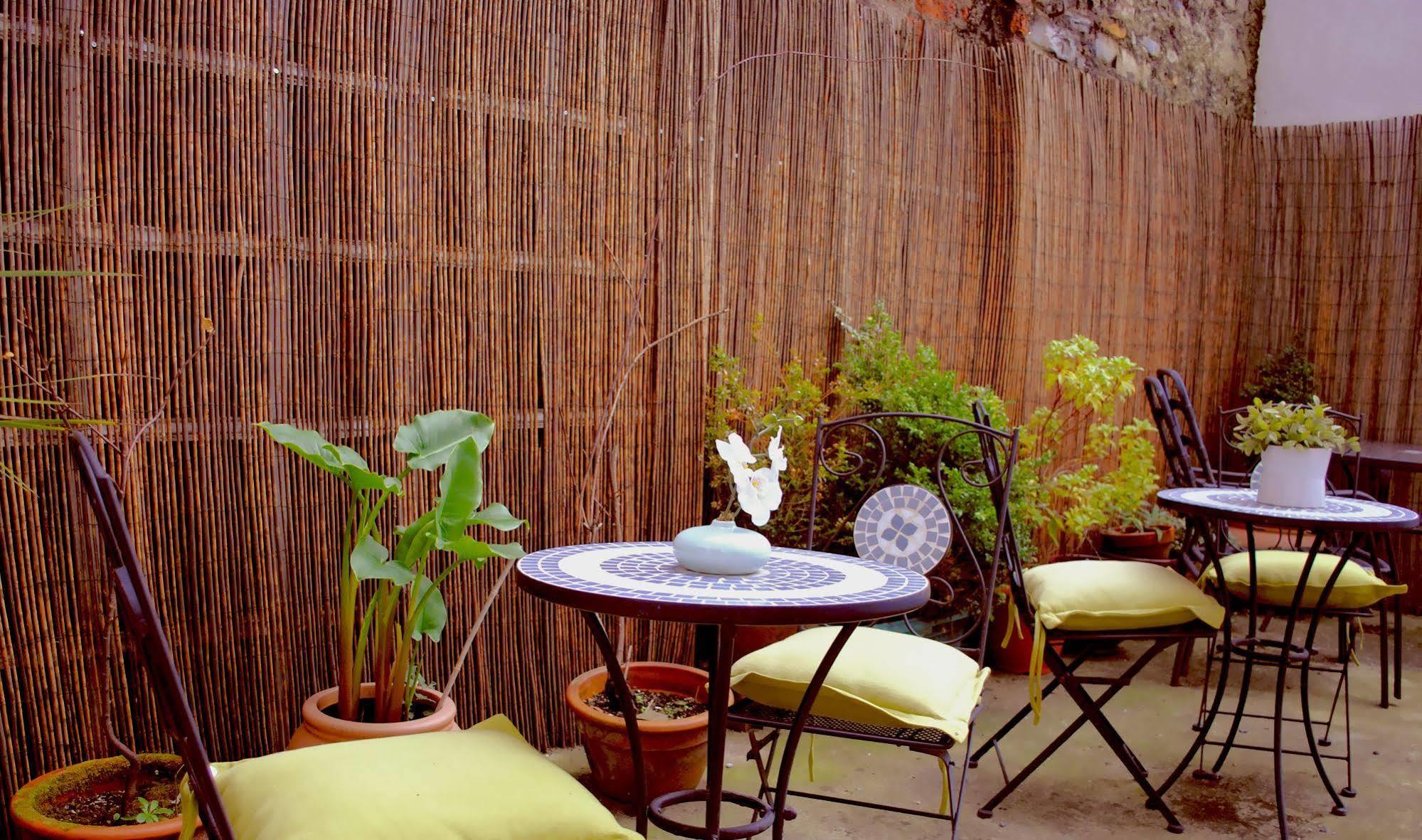 Baggot Court Townhouse Hotel ดับลิน ภายนอก รูปภาพ
